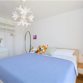 3 Bedroom Apartment with 2 Balconies near Dubrovnik Old Town, Sleeps 5-6